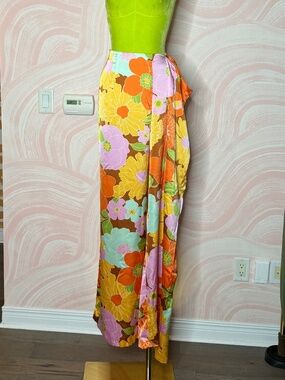 Floral wide pants